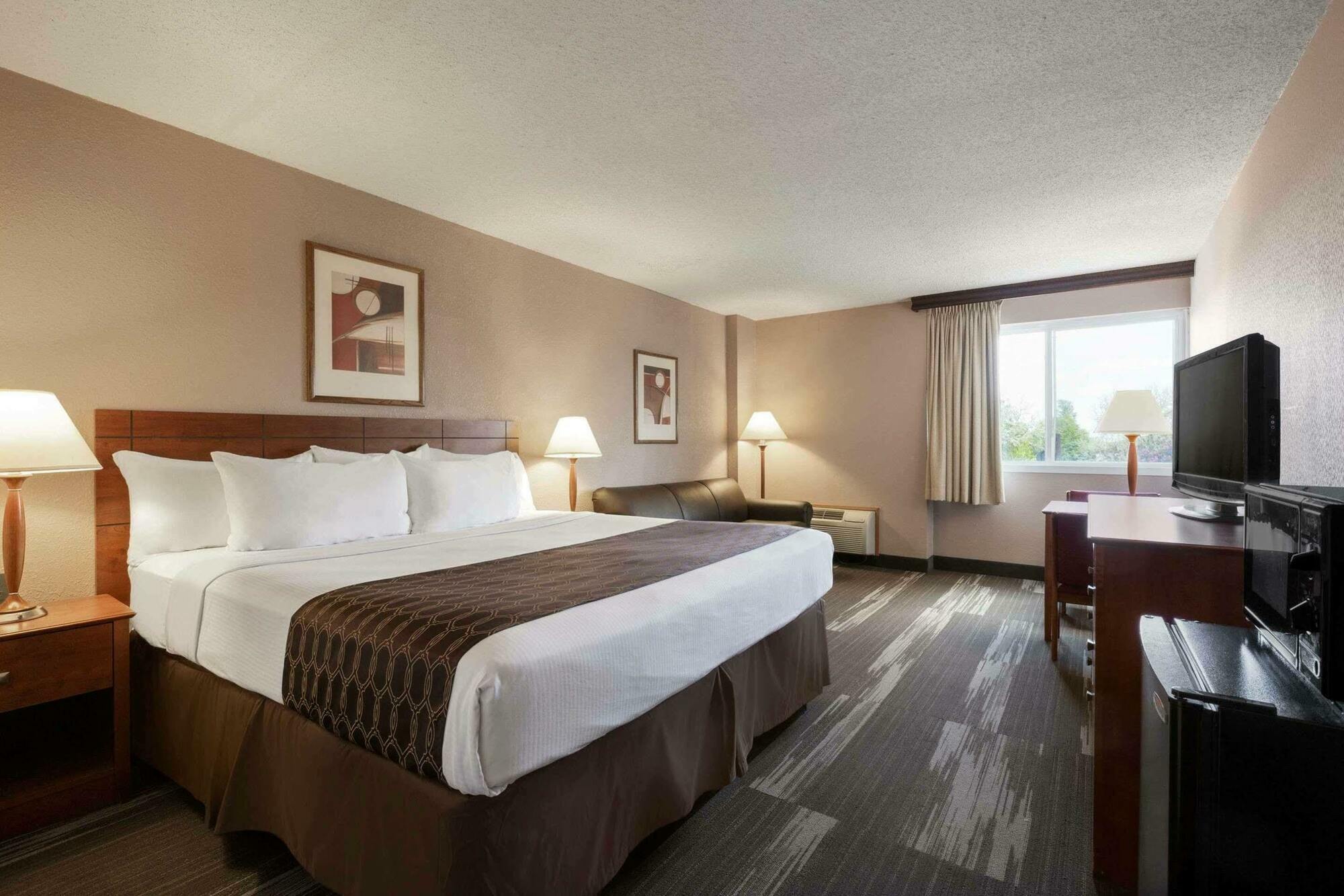 Ramada By Wyndham Bismarck Hotel Luaran gambar